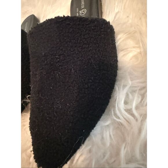 Chinese Laundry pointed boule black mules sz 9 slip on - Picture 5 of 5